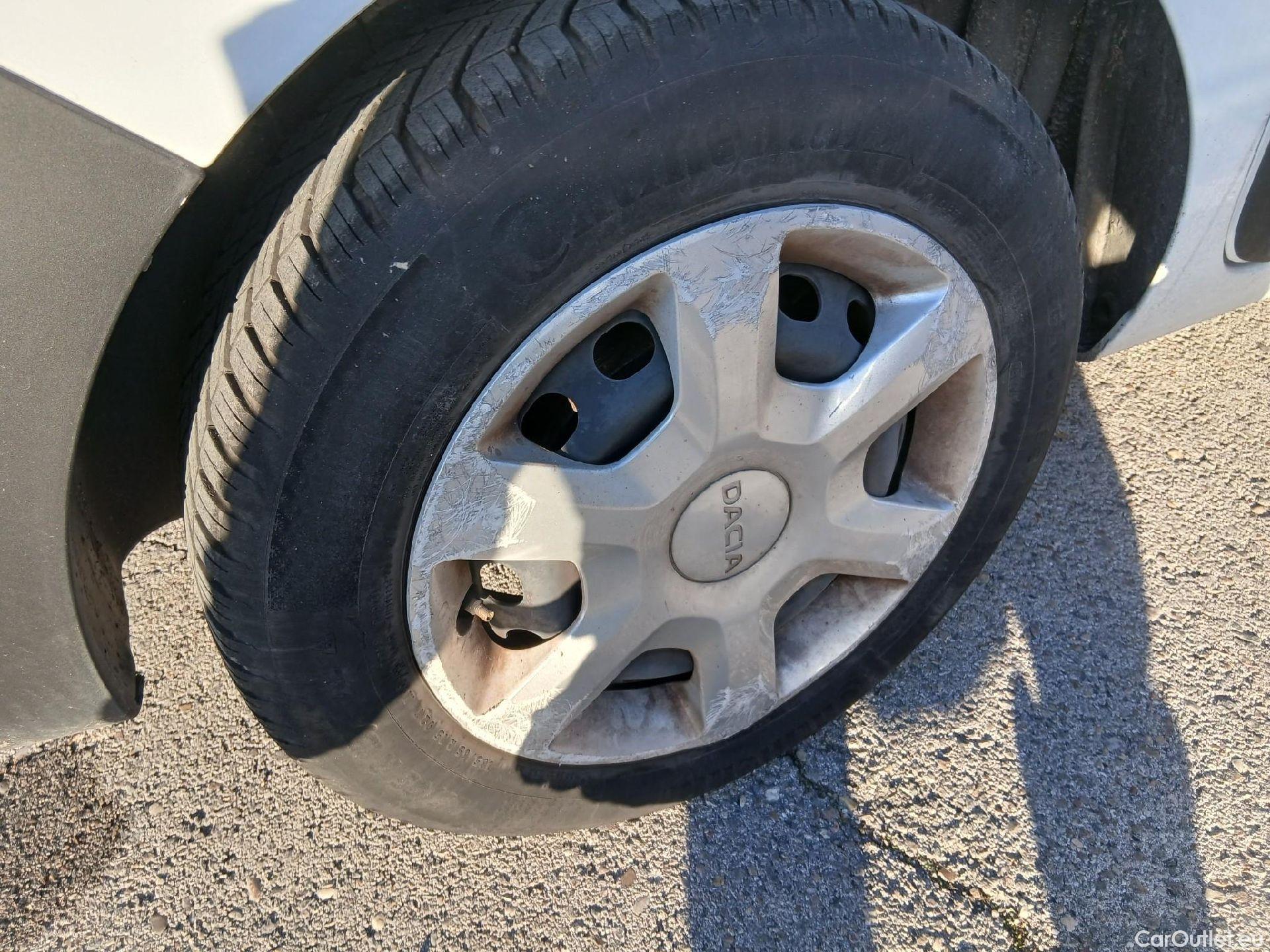  Dacia  Dokker DACIA  / 2013 / 4P / combi Essential 1.6 80kW (110CV) ECO-G N1 #32