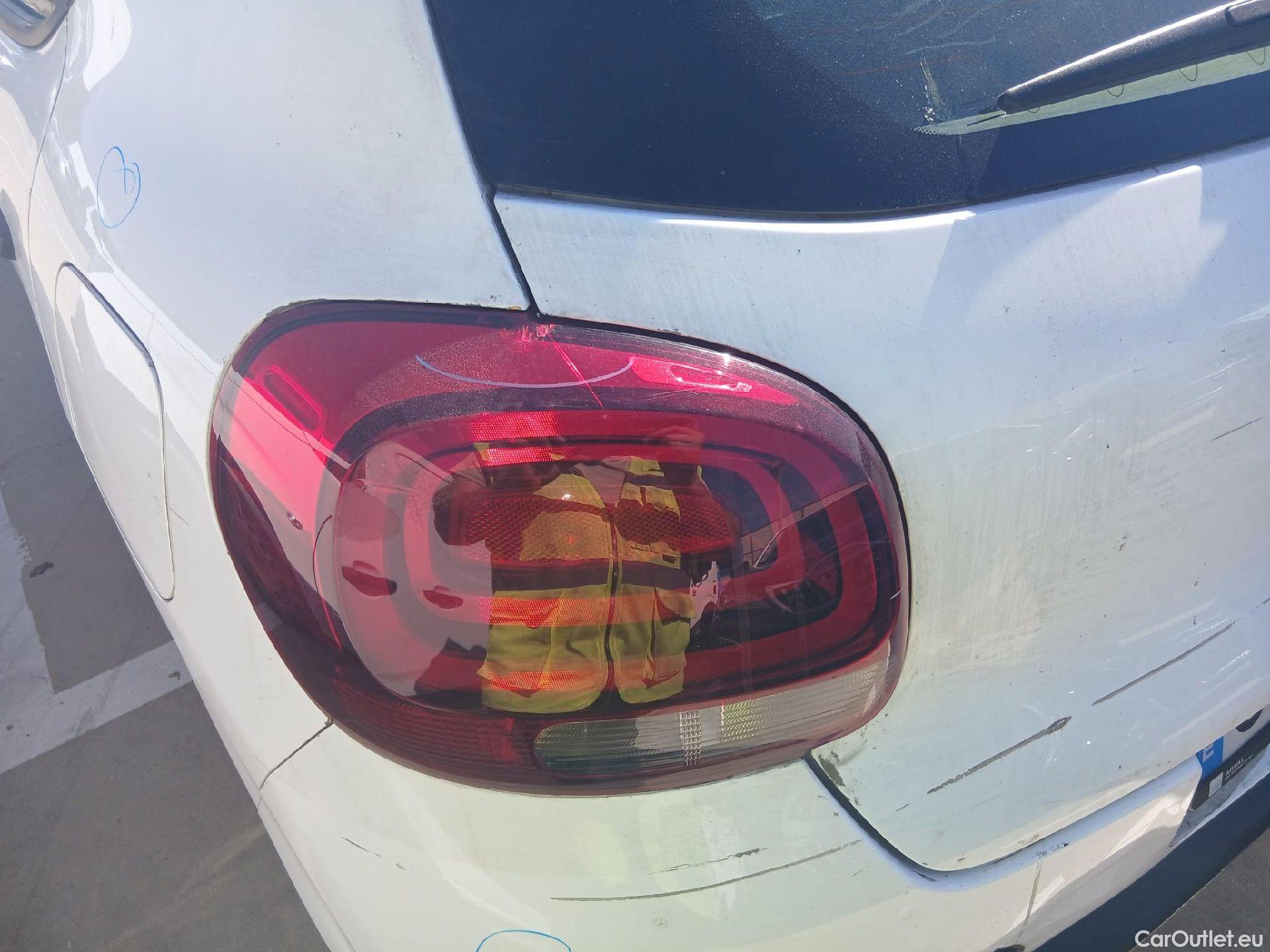  Citroen  C3 CITROEN  / 2016 / 5P / berlina comercial BlueHDi 73KW (100CV) S&S Comercial #31