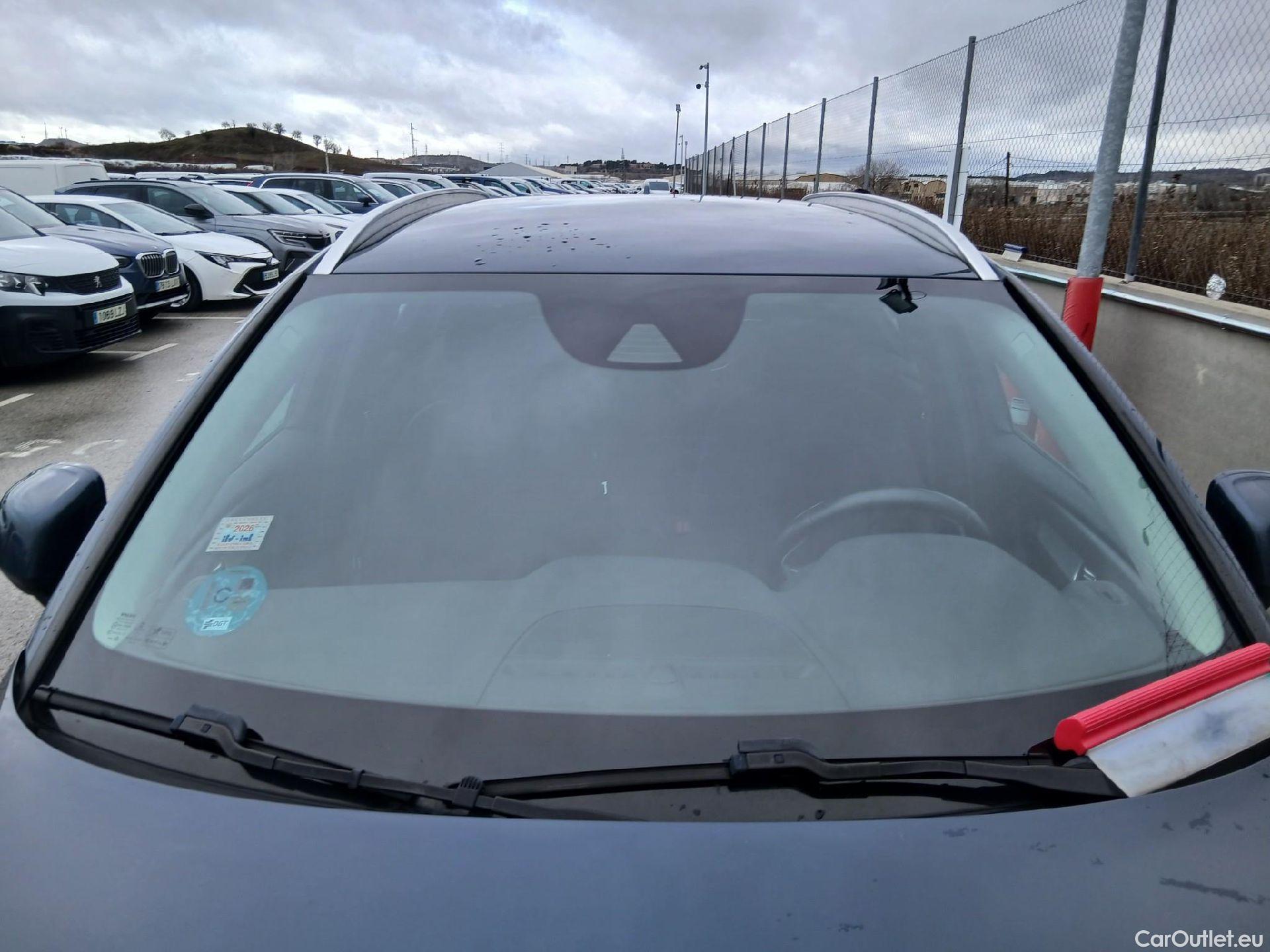  Volvo  XC 40 VOLVO XC40 / 2017 / 5P / todoterreno 1.5 T2 Momentum Pro #6