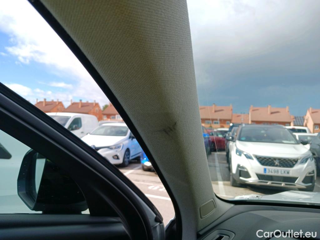  Volvo  XC 40 VOLVO XC40 / 2017 / 5P / todoterreno 1.5 T5 Twin Recharge R-Design Exp Auto #15