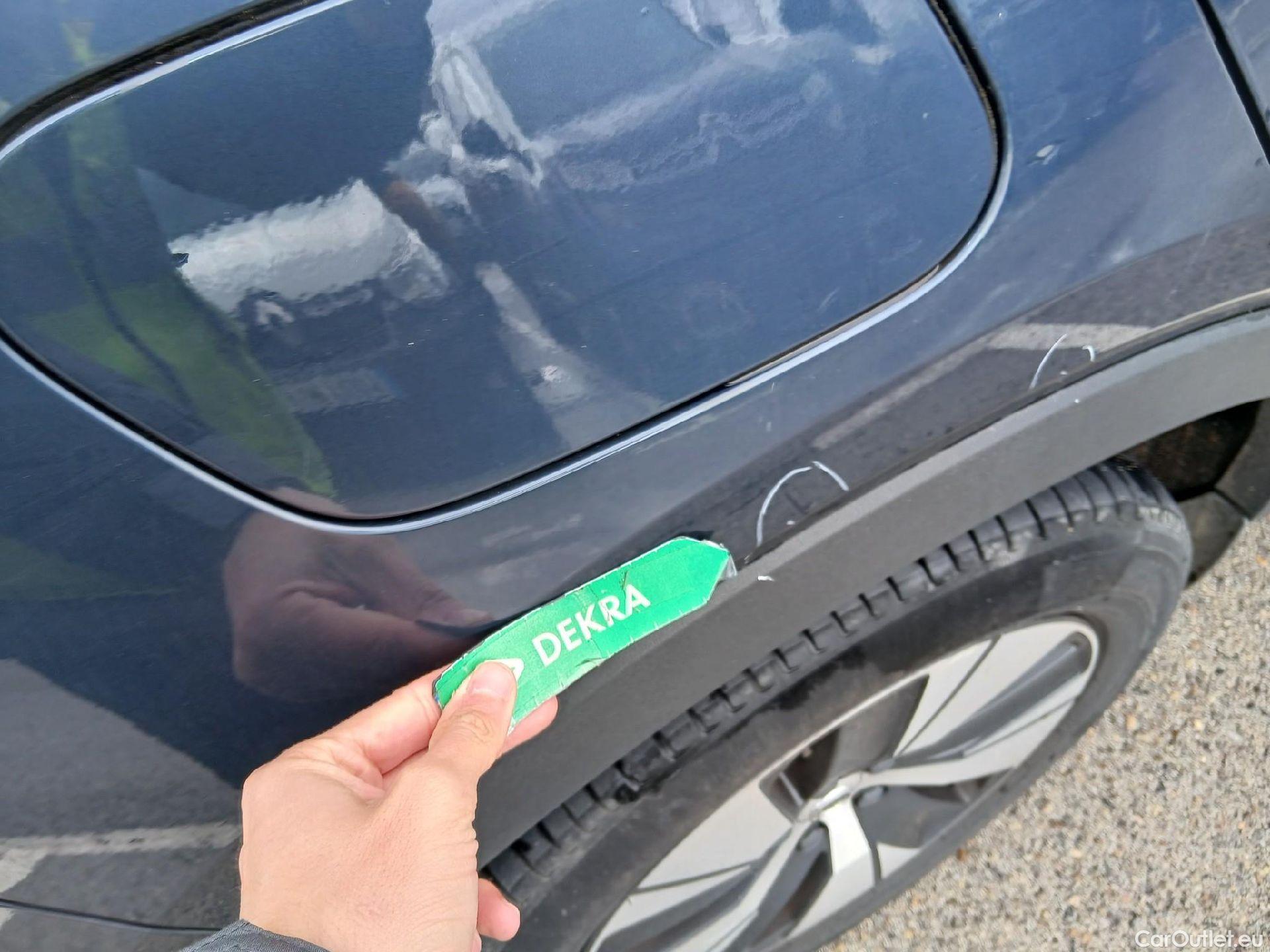  Volvo  XC 40 VOLVO XC40 / 2017 / 5P / todoterreno 1.5 T2 Momentum Pro #29