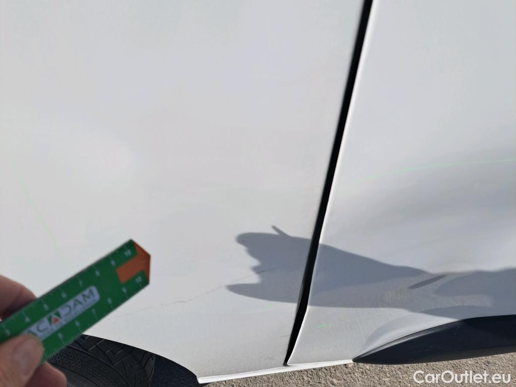  Opel  Vivaro OPEL  / 2019 / 4P / furgón 1.5 D 88kW (120CV) M Std Express M.P. DC #4