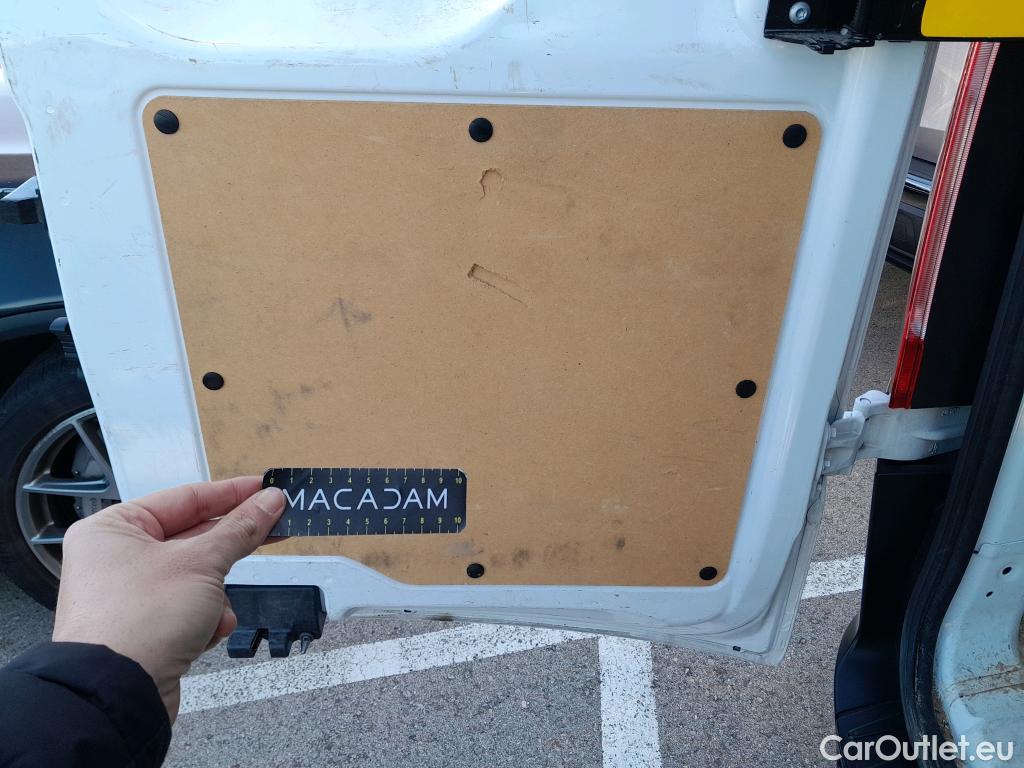  Ford  Transit FORD  Custom / 2012 / 4P / furgón Van 2.0 TDCI 77kW 300 L2 Ambiente #40