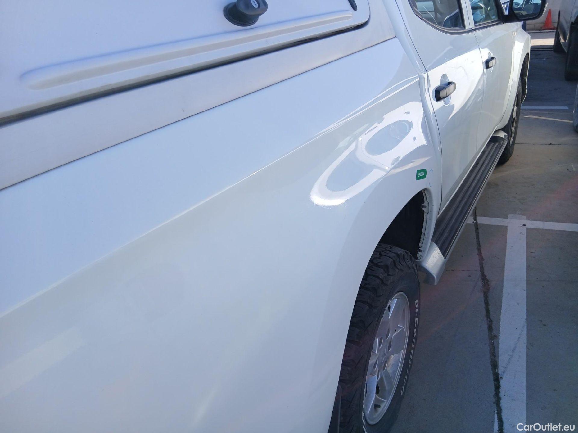  Mitsubishi  L200 MITSUBISHI  / 2019 / 4P / pickup doble cabina D/C 220 DI-D M-Pro #18