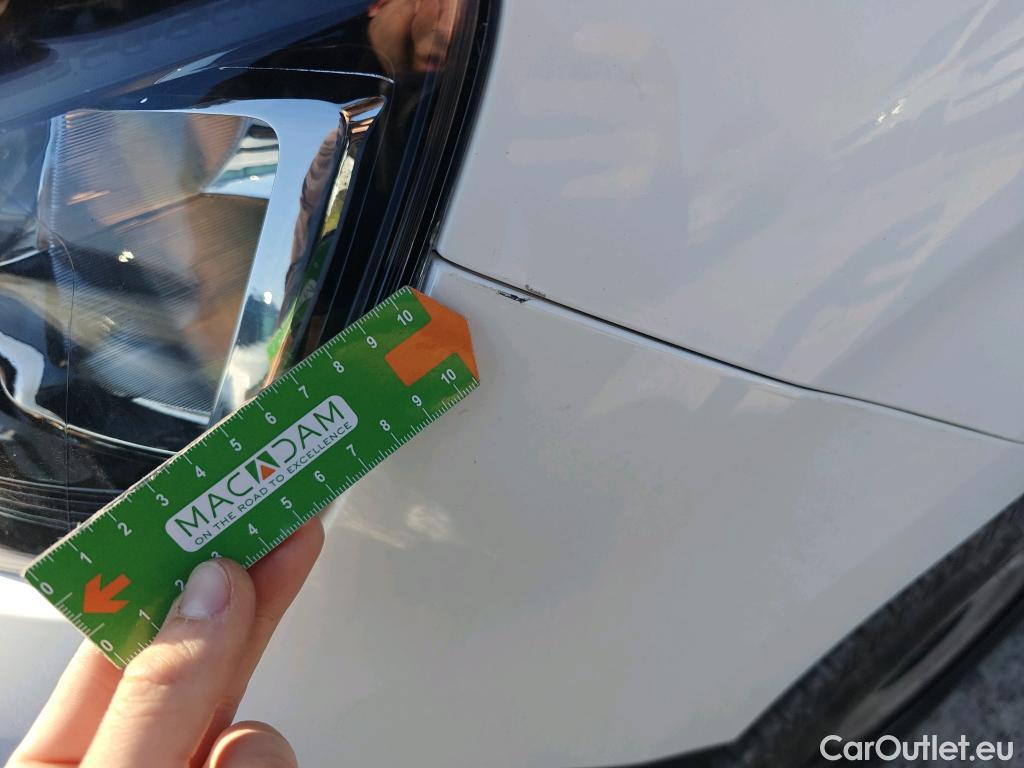  Peugeot  Partner PEUGEOT  / 2018 / 3P / furgón derivado de turismo Pro Standard 600kg BlueHDi 73kW (AC) #82