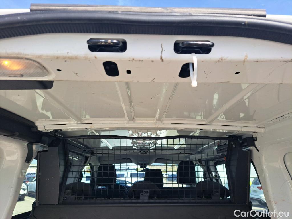  Opel  Vivaro OPEL  / 2019 / 4P / furgón 1.5 D 88kW (120CV) M Std Express M.P. DC #13