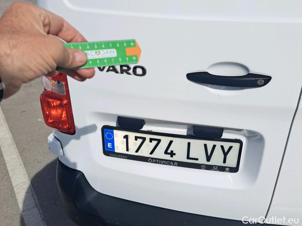  Opel  Vivaro OPEL  / 2019 / 4P / furgón 1.5 D 88kW (120CV) M Std Express M.P. DC #36