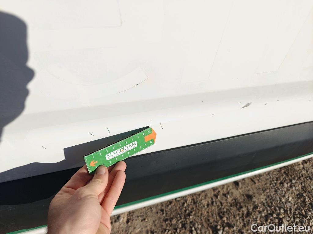  Peugeot  Partner PEUGEOT  / 2018 / 3P / furgón derivado de turismo Pro Standard 600kg BlueHDi 73kW (AC) #59