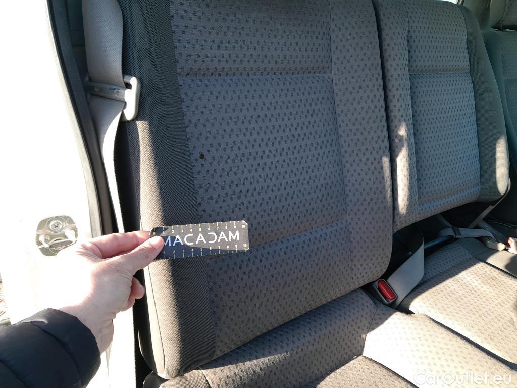  Nissan  Cabstar NISSAN  VU 2p 3G chasis cabina 35.13/3 Básico AA Cabina Abatible L #PLATAFORMA + CESTA ELEVADORA MOVEX# #26