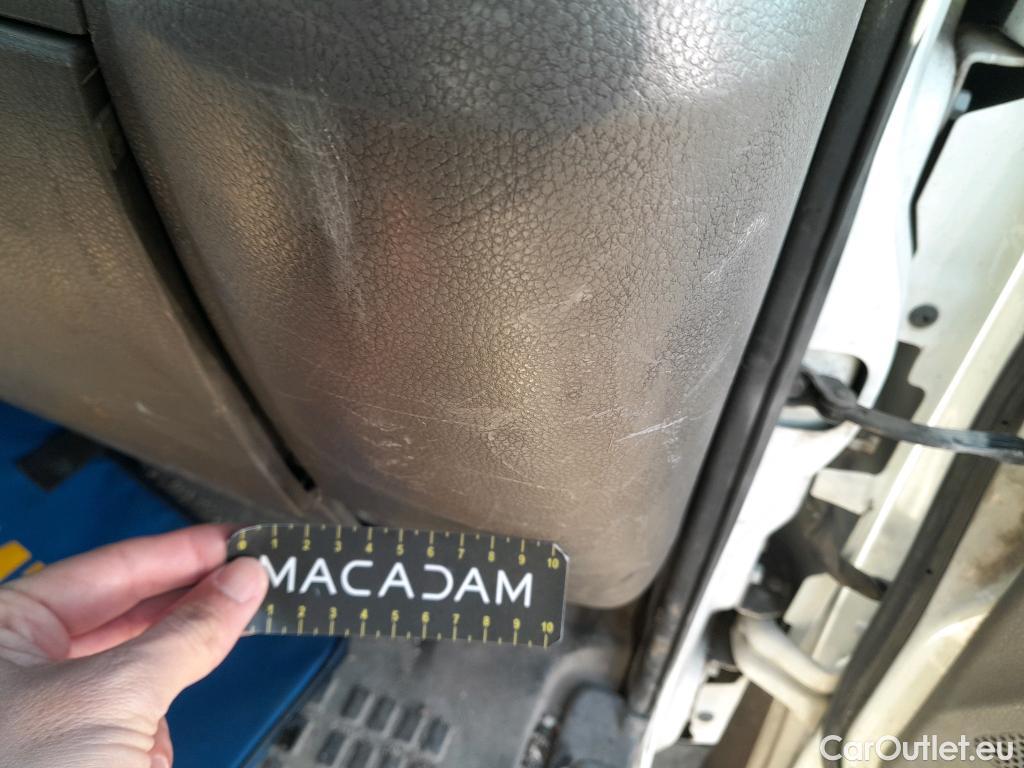  Nissan  Cabstar NISSAN  VU 2p 3G chasis cabina 35.13/3 Básico AA Cabina Abatible L #PLATAFORMA + CESTA ELEVADORA MOVEX# #36