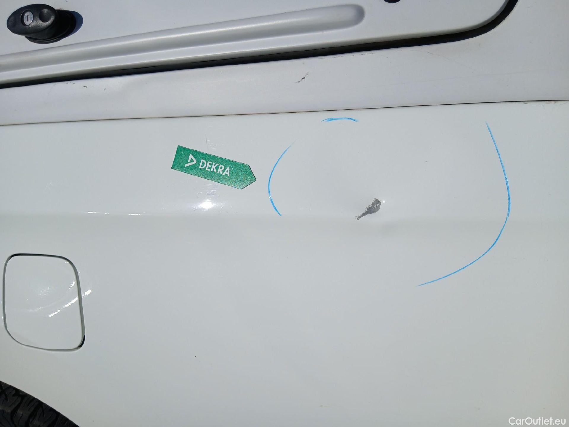  Mitsubishi  L200 MITSUBISHI  / 2019 / 4P / pickup doble cabina D/C 220 DI-D M-Pro #15