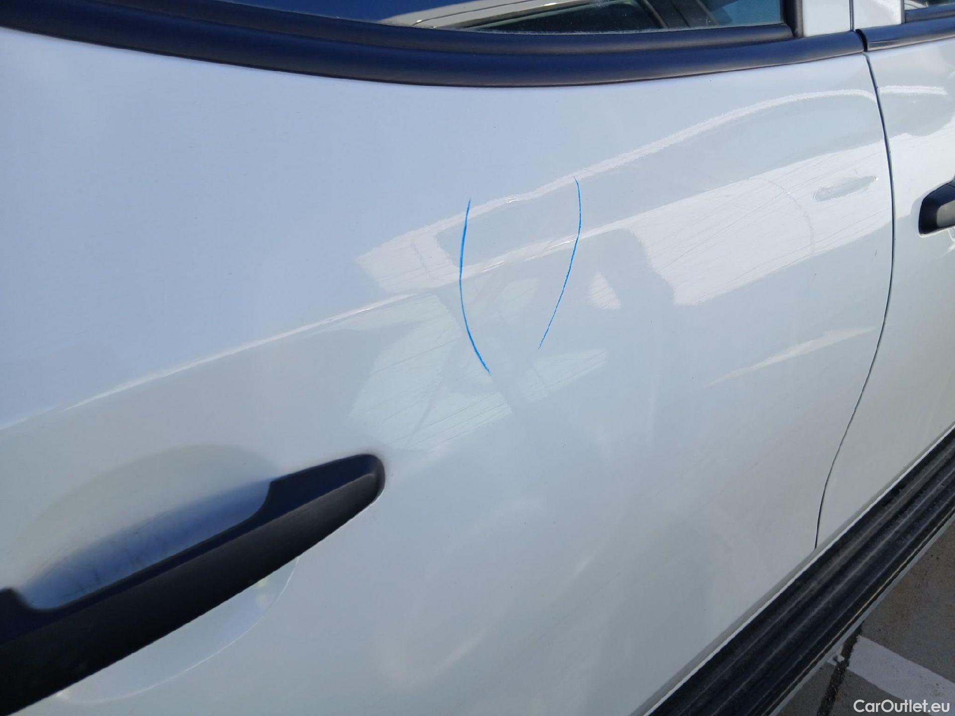  Mitsubishi  L200 MITSUBISHI  / 2019 / 4P / pickup doble cabina D/C 220 DI-D M-Pro #25