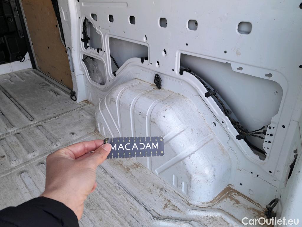  Ford  Transit FORD  Custom / 2012 / 4P / furgón Van 2.0 TDCI 77kW 300 L2 Ambiente #25