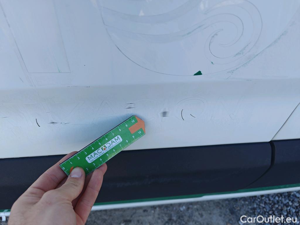  Peugeot  Partner PEUGEOT  / 2018 / 3P / furgón derivado de turismo Pro Standard 600kg BlueHDi 73kW (AC) #48