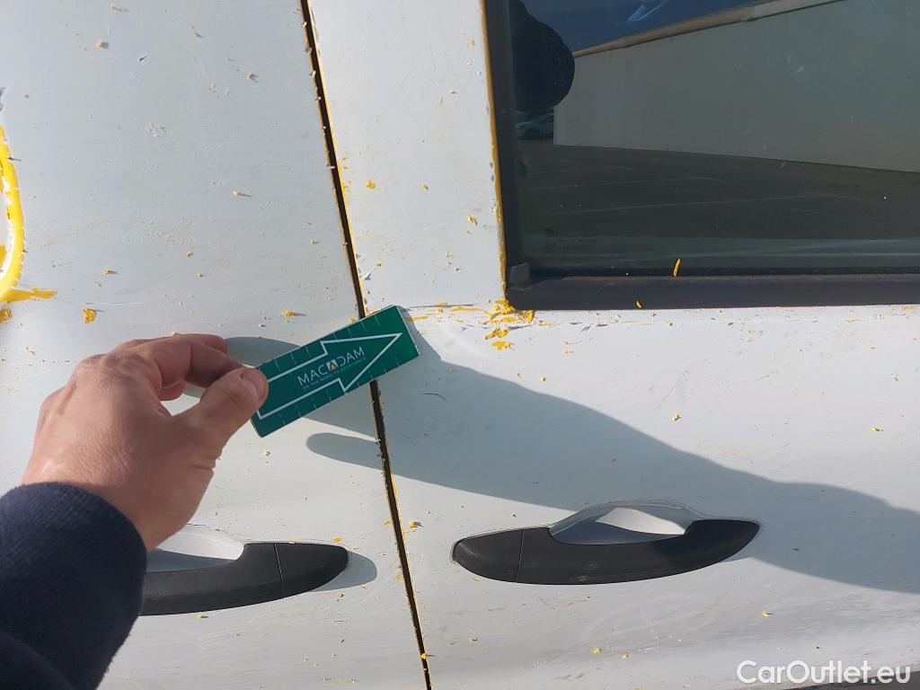  Renault  EXPRESS RENAULT  / 2021 / 4P / furgón derivado de turismo Confort 1.5 Blue dCi 55 kW (75 cv) #18