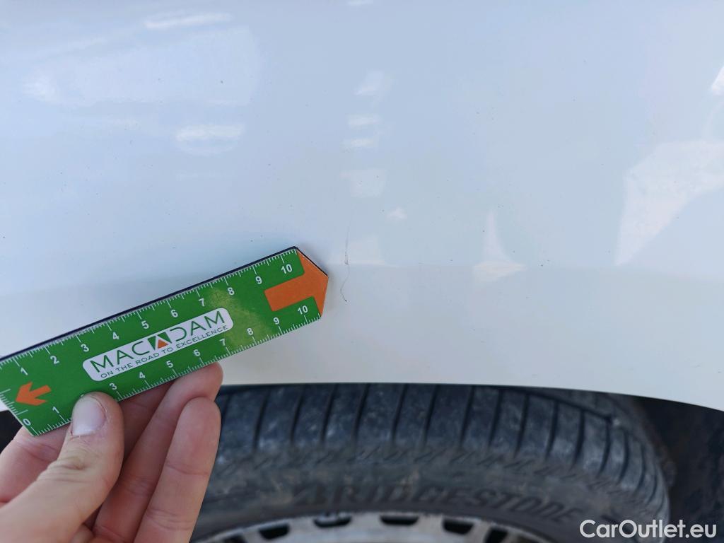  Peugeot  Partner PEUGEOT  / 2018 / 3P / furgón derivado de turismo Pro Standard 600kg BlueHDi 73kW (AC) #76