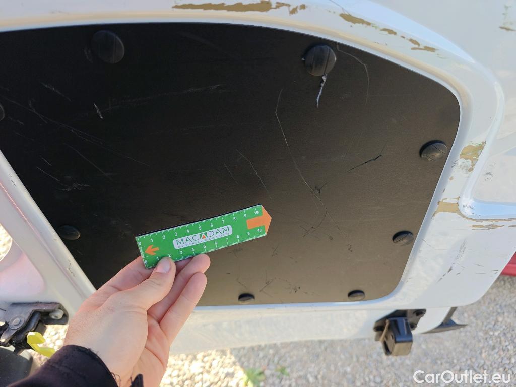  Peugeot  Partner PEUGEOT  / 2018 / 3P / furgón derivado de turismo Pro Standard 600kg BlueHDi 73kW (AC) #70