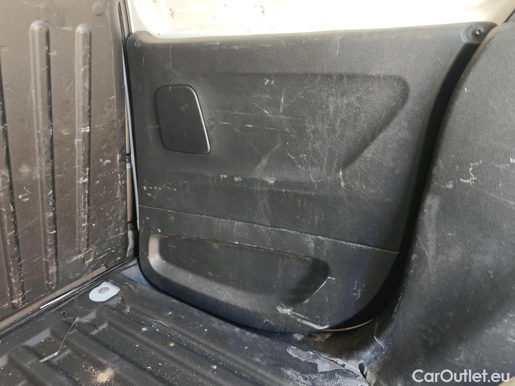  Peugeot  Partner PEUGEOT  / 2018 / 3P / furgón derivado de turismo Pro Standard 600kg BlueHDi 73kW (AC) #6