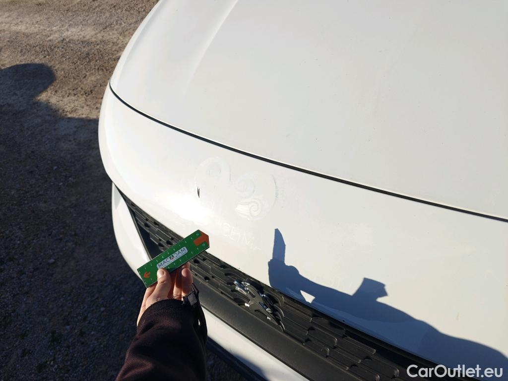  Peugeot  Partner PEUGEOT  / 2018 / 3P / furgón derivado de turismo Pro Standard 600kg BlueHDi 73kW (AC) #33