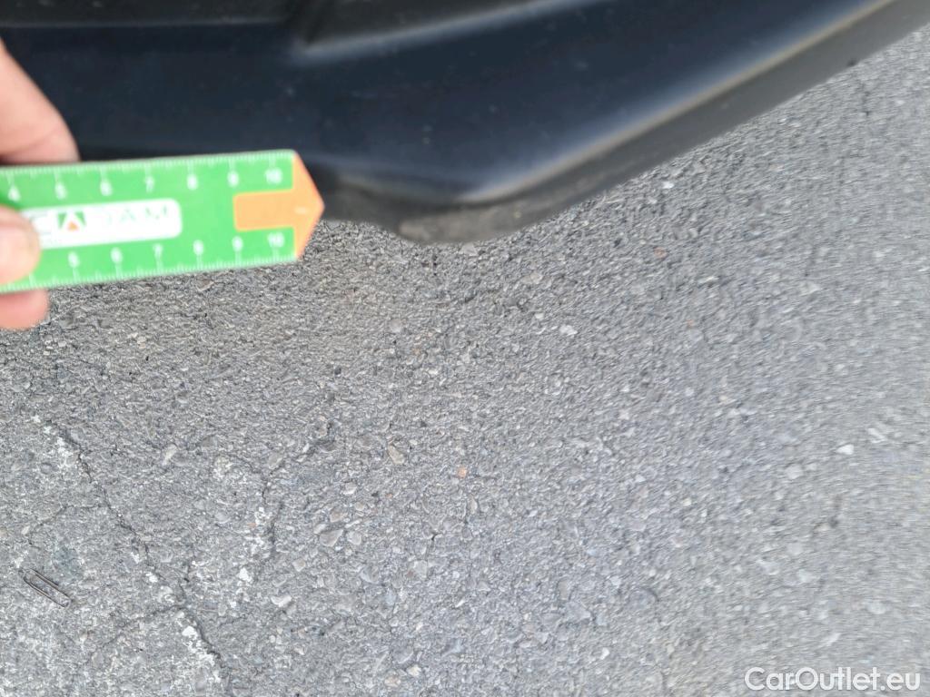  Opel  Vivaro OPEL  / 2019 / 4P / furgón 1.5 D 88kW (120CV) M Std Express M.P. DC #20