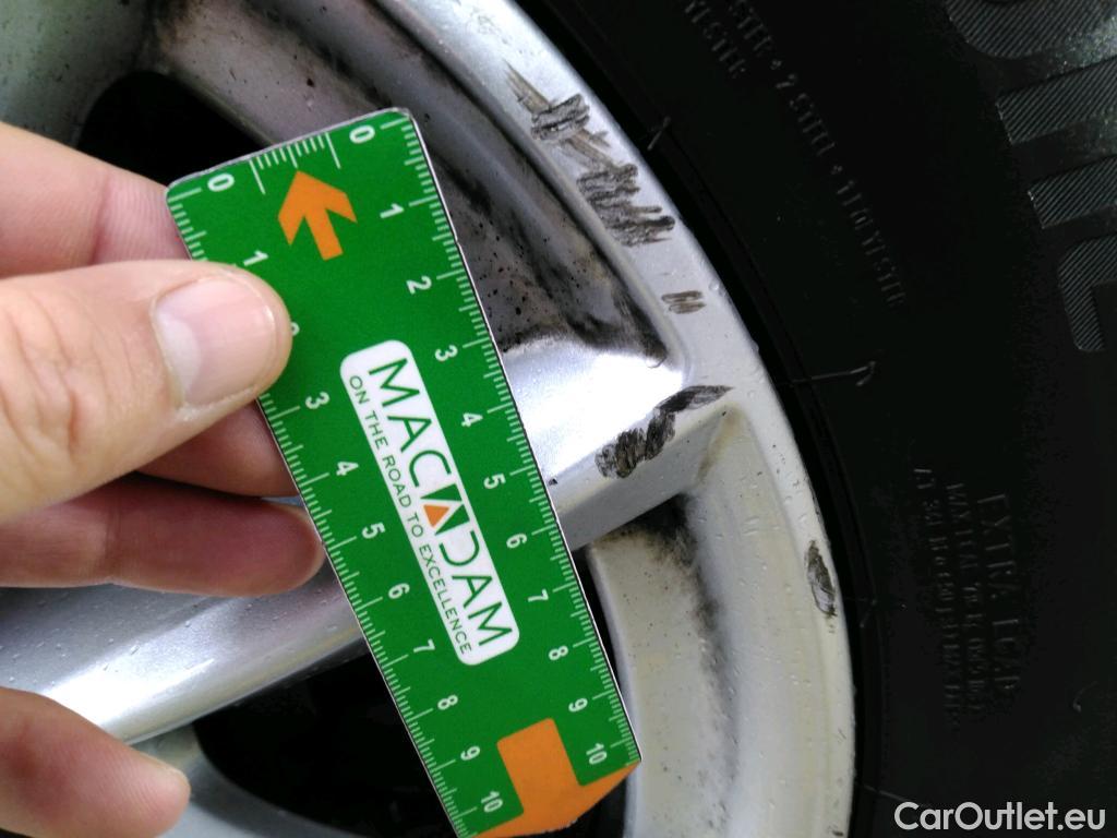  Bmw  Serie 2 Série 2 Active Tourer 216d Lounge 1.5 115CV BVA7 E6d #10