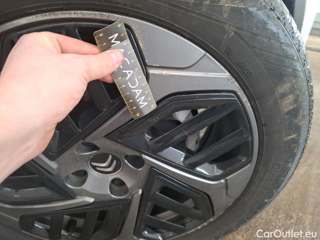  Citroen  C4  Berline Feel Pack 1.5 BlueHDI 110CV BVM6 E6d #6