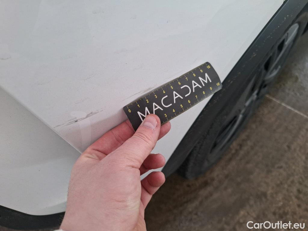  Citroen  C4  Berline Feel Pack 1.5 BlueHDI 110CV BVM6 E6d #20