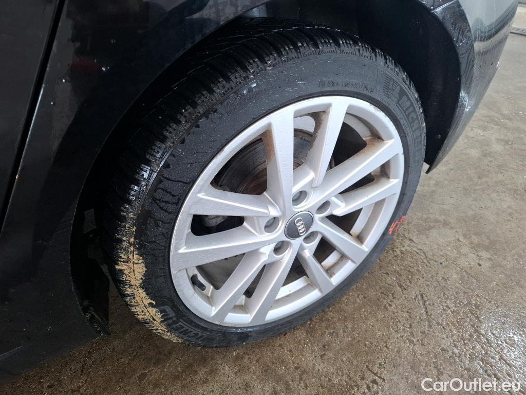  Audi  A3 AUDI  Sportback / 2016 / 5P / Berline 35 TFSI 150 COD S TRONIC BUSINESS LINE #8