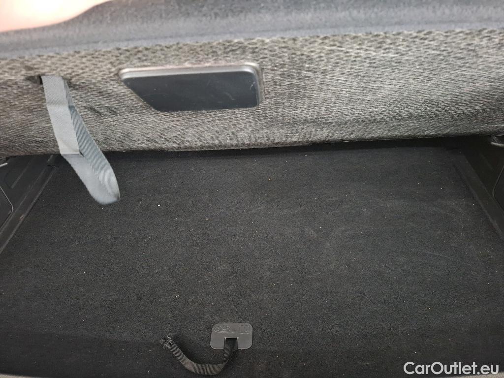  Audi  Q4 E-Tron  40 e-tron Executive 82kWh BVA #7