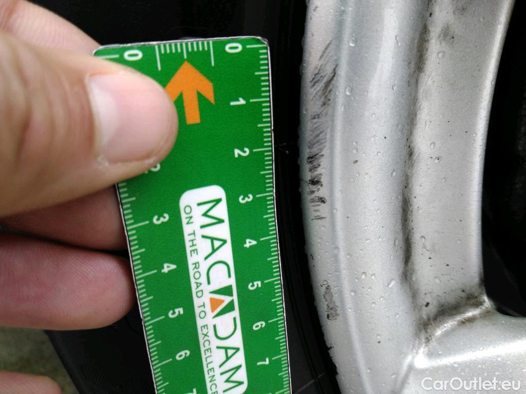  Bmw  Serie 2 Série 2 Active Tourer 216d Lounge 1.5 115CV BVA7 E6d #27