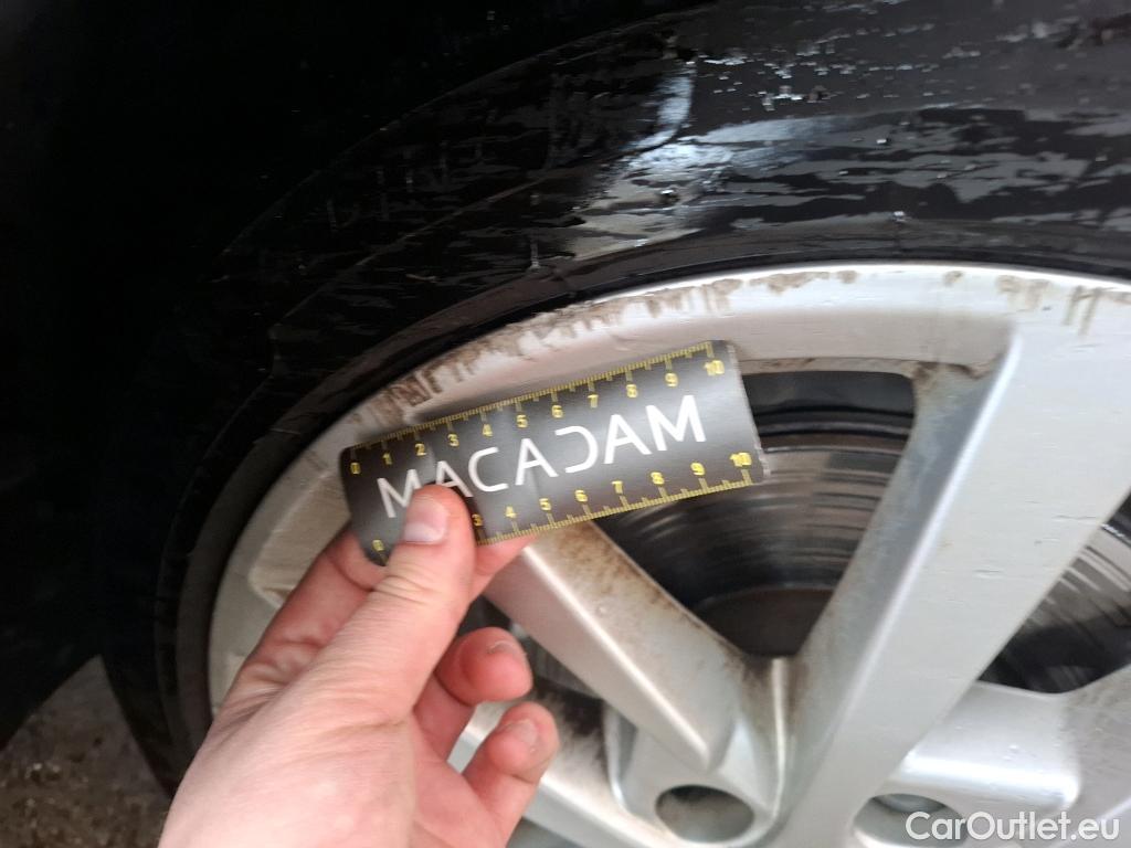  Audi  A3 AUDI  Sportback / 2016 / 5P / Berline 35 TFSI 150 COD S TRONIC BUSINESS LINE #19