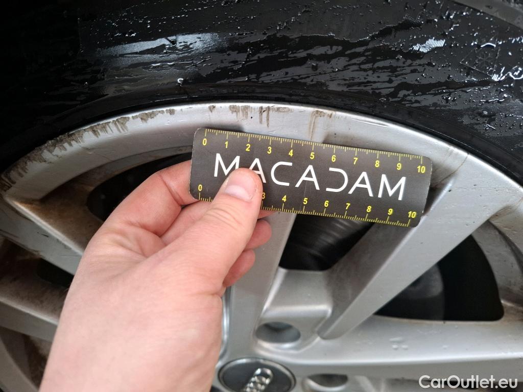  Audi  A3 AUDI  Sportback / 2016 / 5P / Berline 35 TFSI 150 COD S TRONIC BUSINESS LINE #20