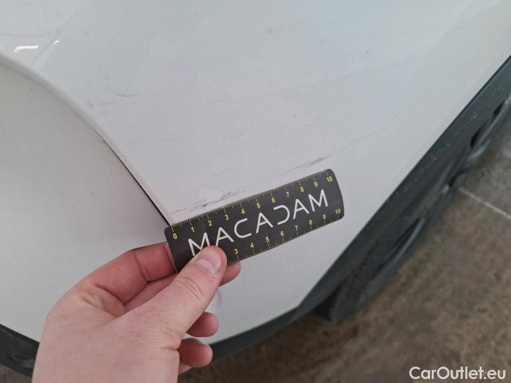  Citroen  C4  Berline Feel Pack 1.5 BlueHDI 110CV BVM6 E6d #19