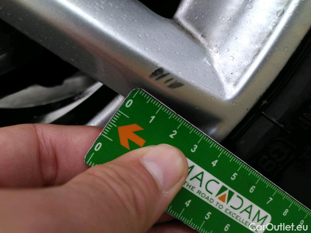  Bmw  Serie 2 Série 2 Active Tourer 216d Lounge 1.5 115CV BVA7 E6d #57