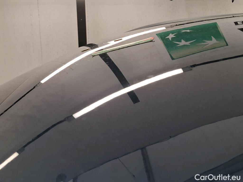  Ford  Kuga FORD  / 2019 / 5P / SUV 2.5 190 hybrid Flexifuel Pshift Titanium #2