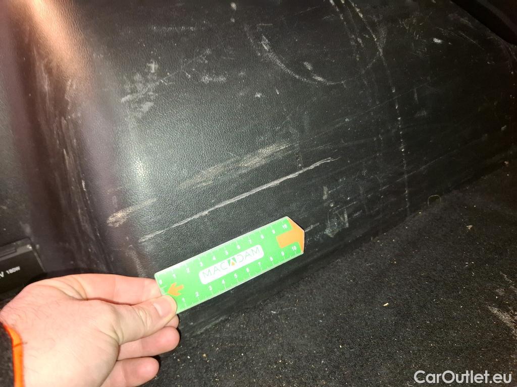  Hyundai  Tucson  Business Mild-Hybrid 2WD 1.6 CRDI 135CV BVA7 E6d #32