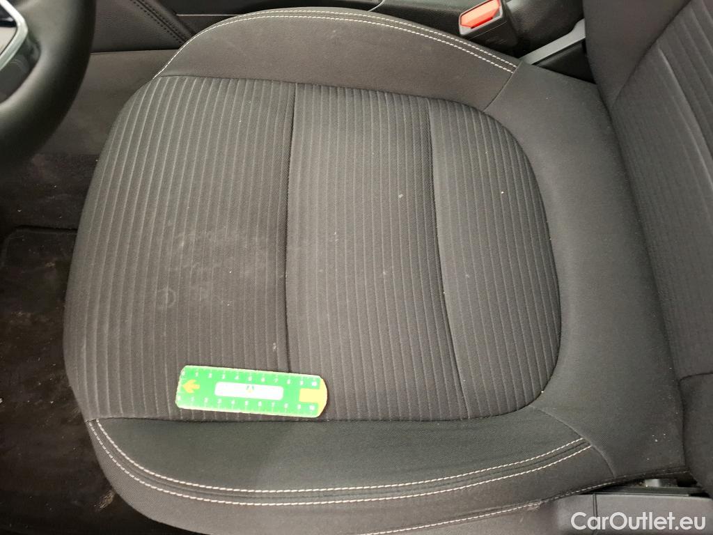  Ford  Kuga FORD  / 2019 / 5P / SUV 2.5 190 hybrid Flexifuel Pshift Titanium #22