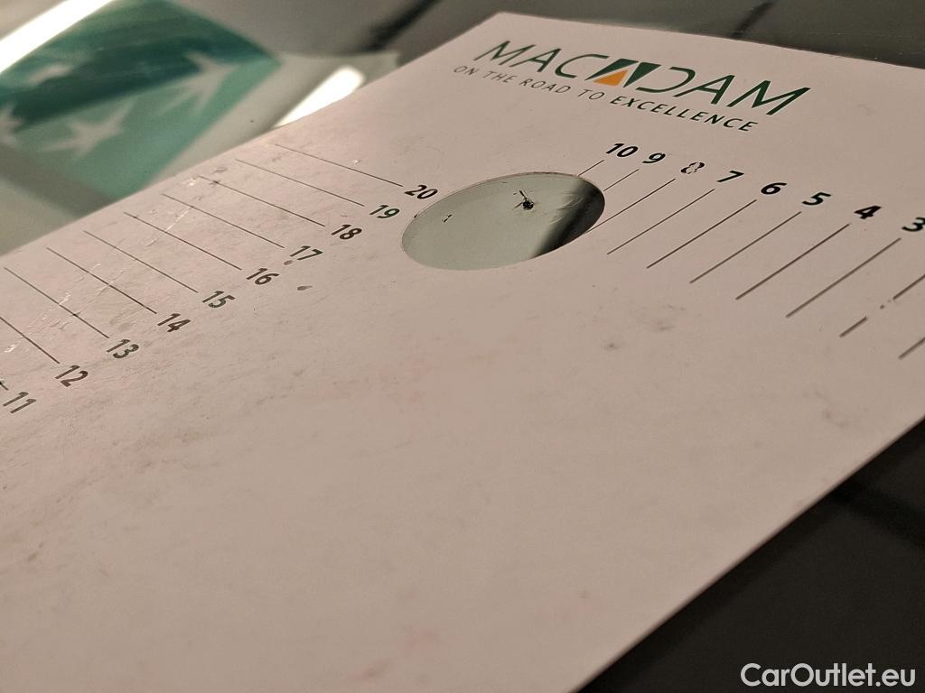  Hyundai  Konna Kona Business Hybrid 2WD 1.6 GDI 140CV BVA6 E6d #2