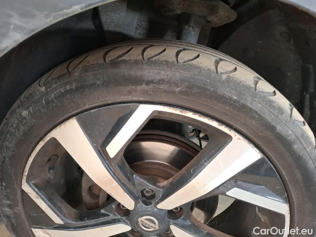  Nissan  Qashqai NISSAN  / 2017 / 5P / Crossover 1.3 DIG-T 140 Tekna #54