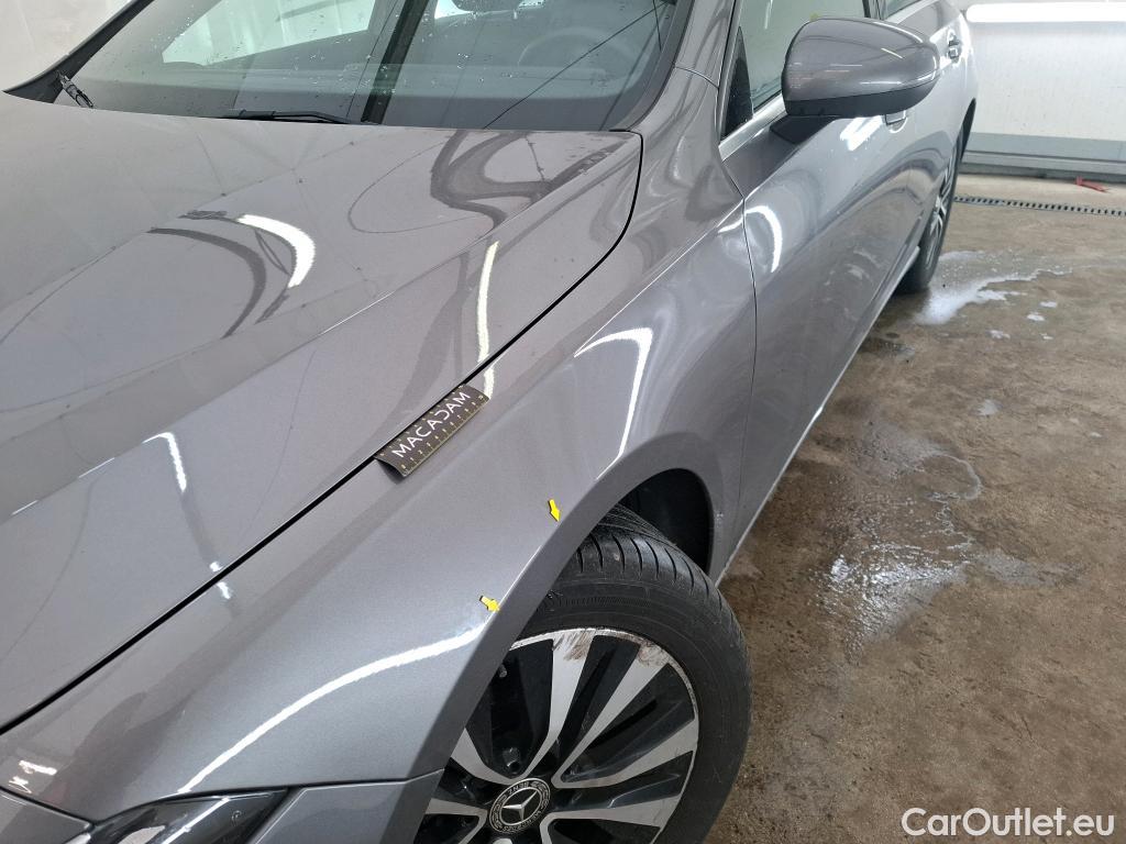  Mercedes  A-Klasse MERCEDES-BENZ Classe A Compact / 2018 / 5P / Berline A 180 d Business Line #9