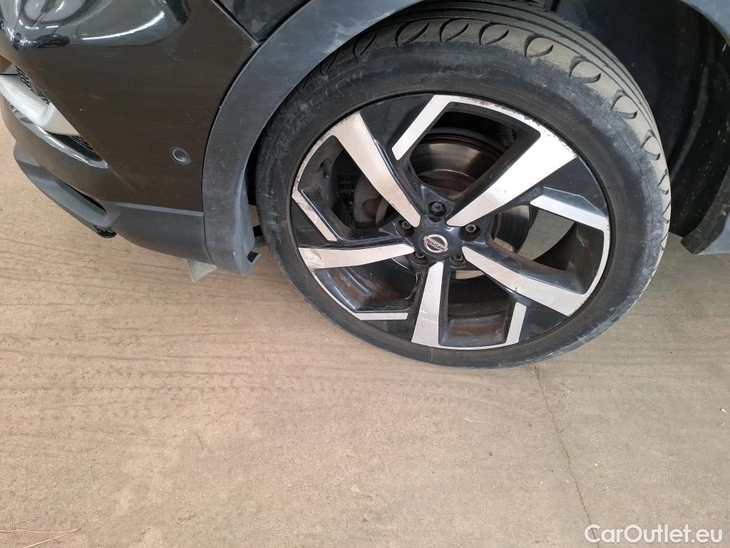  Nissan  Qashqai NISSAN  / 2017 / 5P / Crossover 1.3 DIG-T 140 Tekna #30