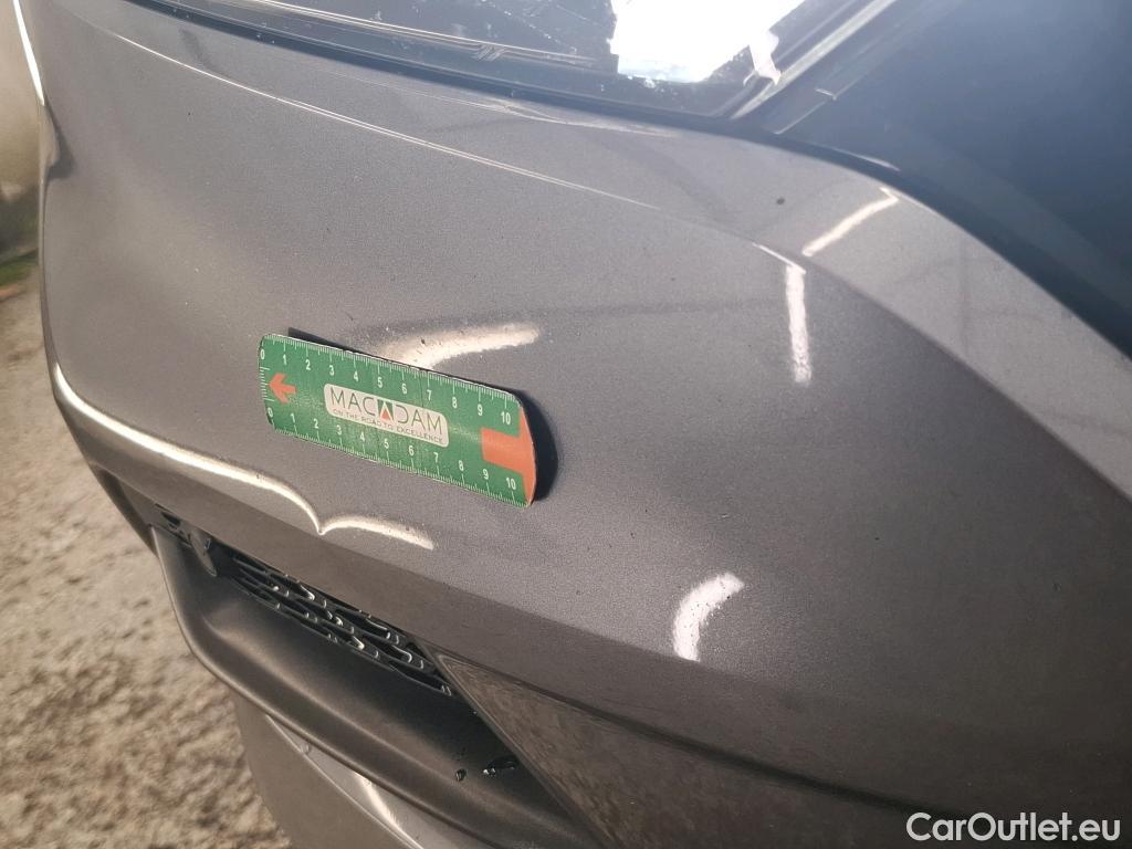  Nissan  Qashqai NISSAN  / 2017 / 5P / Crossover 1.3 DIG-T 160 DCT Business Edition #9