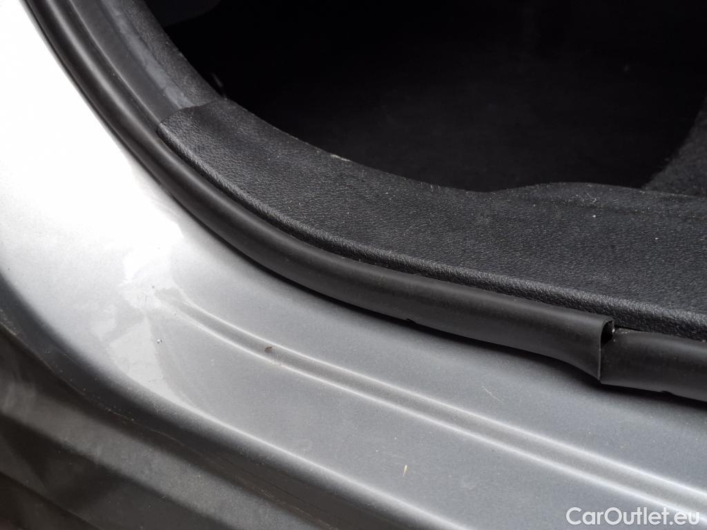  Nissan  Juke NISSAN  / 2019 / 5P / Crossover Hybrid 143 Business+ #31