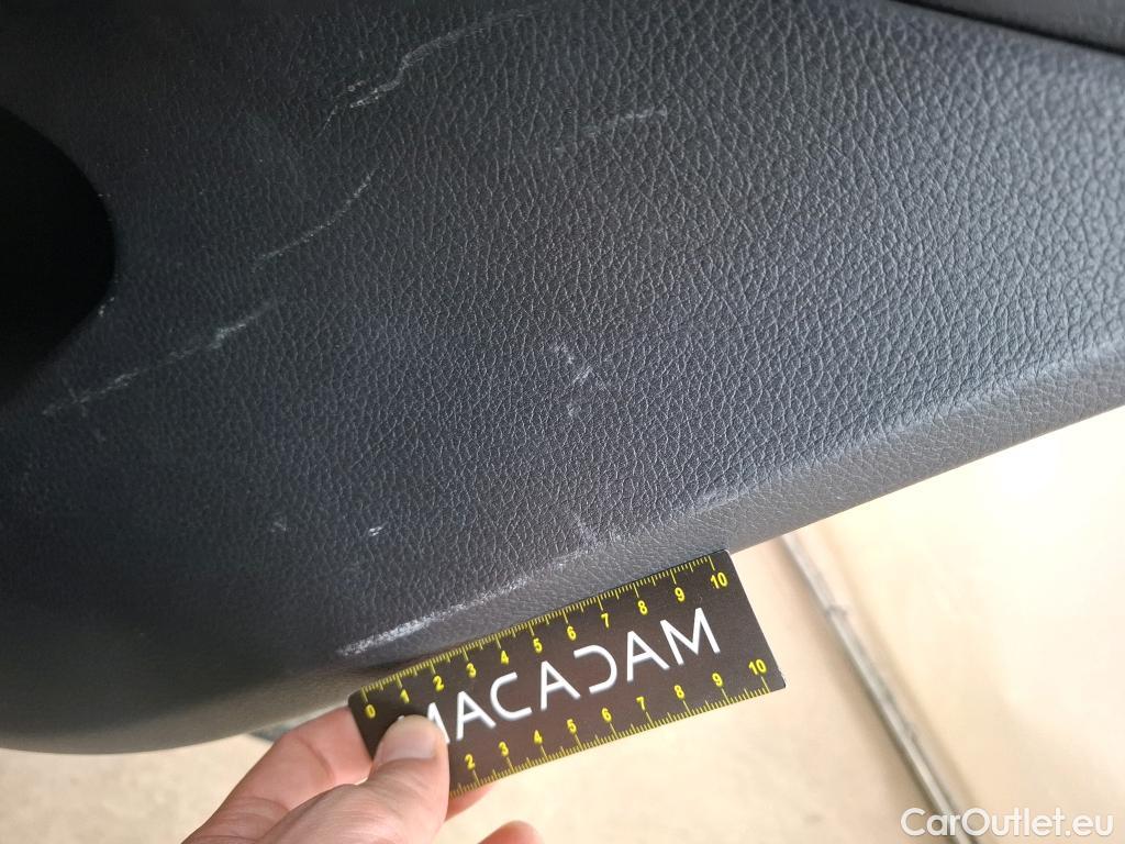  Nissan  Qashqai NISSAN  / 2017 / 5P / Crossover 1.3 DIG-T 140 Tekna #61