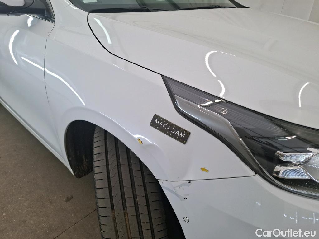  KIA  Cee'd KIA ceed / 2018 / 5P / Break 1.6 GDI ISG ISG PHEV PREMIUM SW DCT7 #3