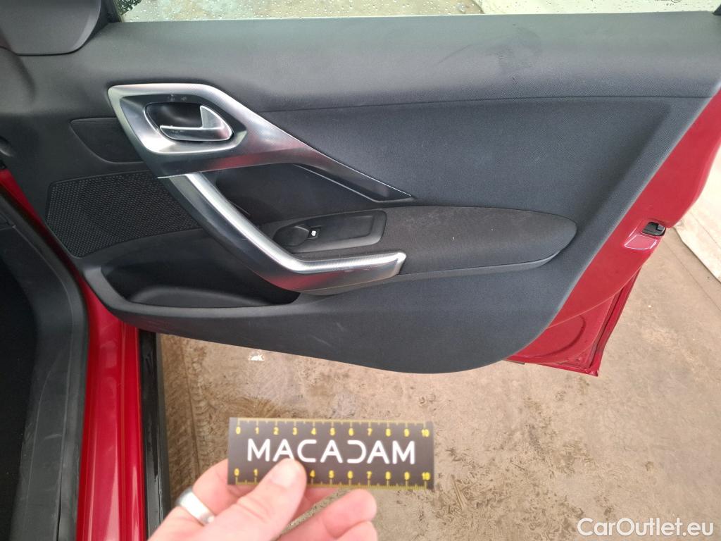  Peugeot  2008  Allure Business 1.2 PureTech 110CV BVA6 E6 #54