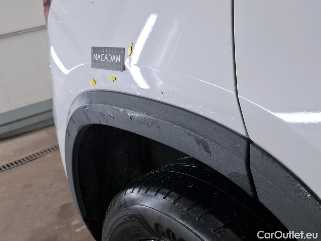  Mercedes  GLA MERCEDES-BENZ  / 2020 / 5P / SUV 2.0  200 D BUSINESS LINE DCT #3