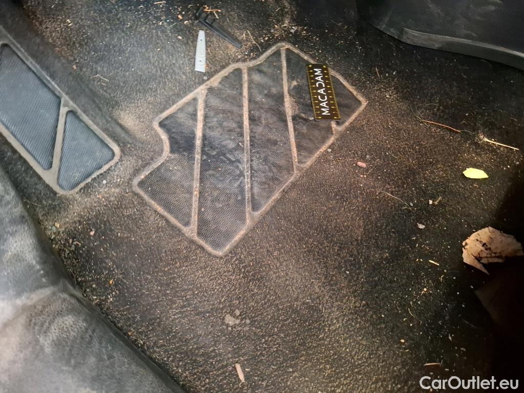  Nissan  Qashqai NISSAN  / 2017 / 5P / Crossover 1.3 DIG-T 140 Tekna #42