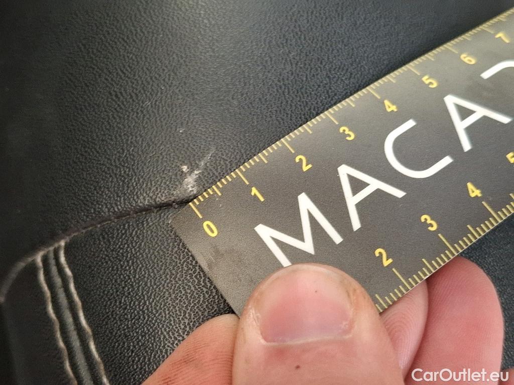  Peugeot  2008  Allure Business 1.2 PureTech 110CV BVA6 E6 #51