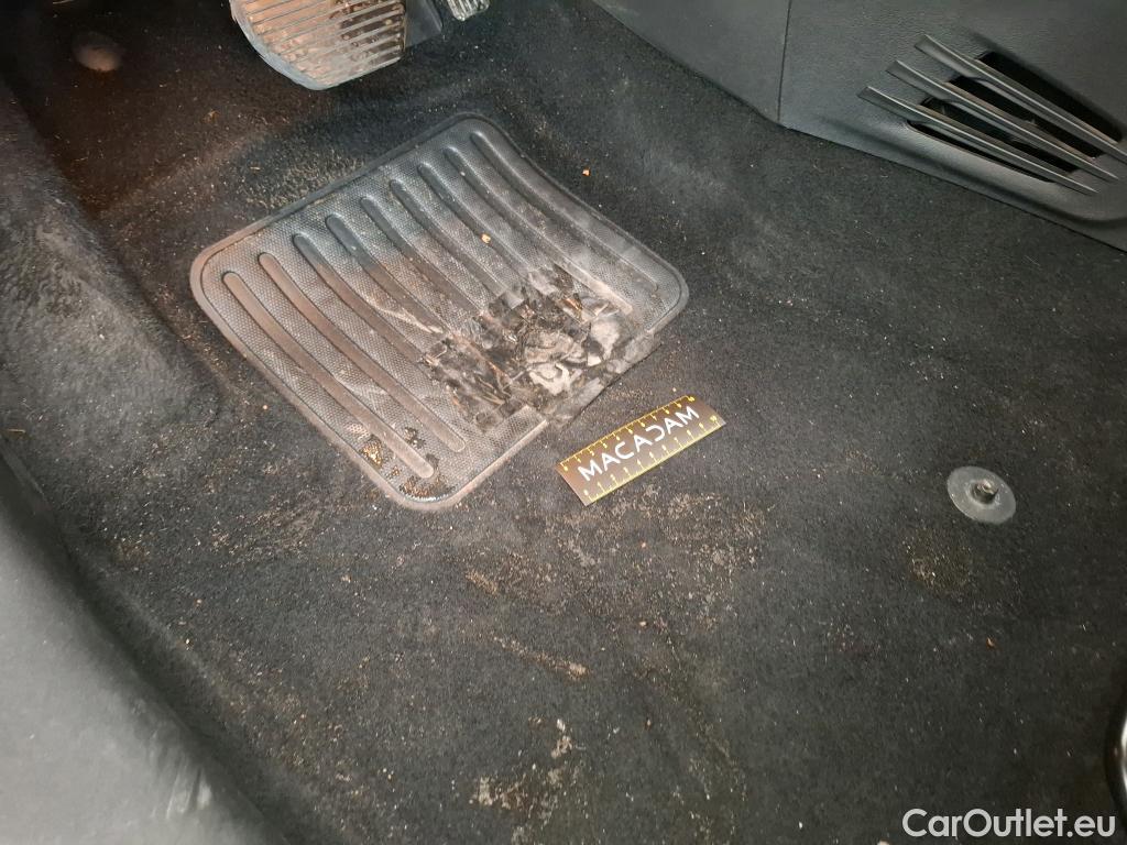  Peugeot  2008  Allure Business 1.2 PureTech 110CV BVA6 E6 #42